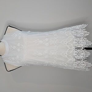 🍉 Soulmates White Lace Top Size Large